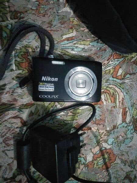 Nikon Coolpix 1