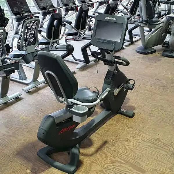 (DHALh) USA Treadmills Ellipticals & Bikes 3