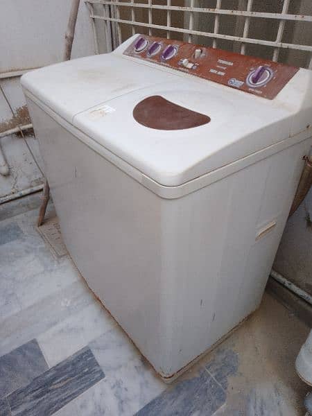 Toshiba twin tub washing machine 0