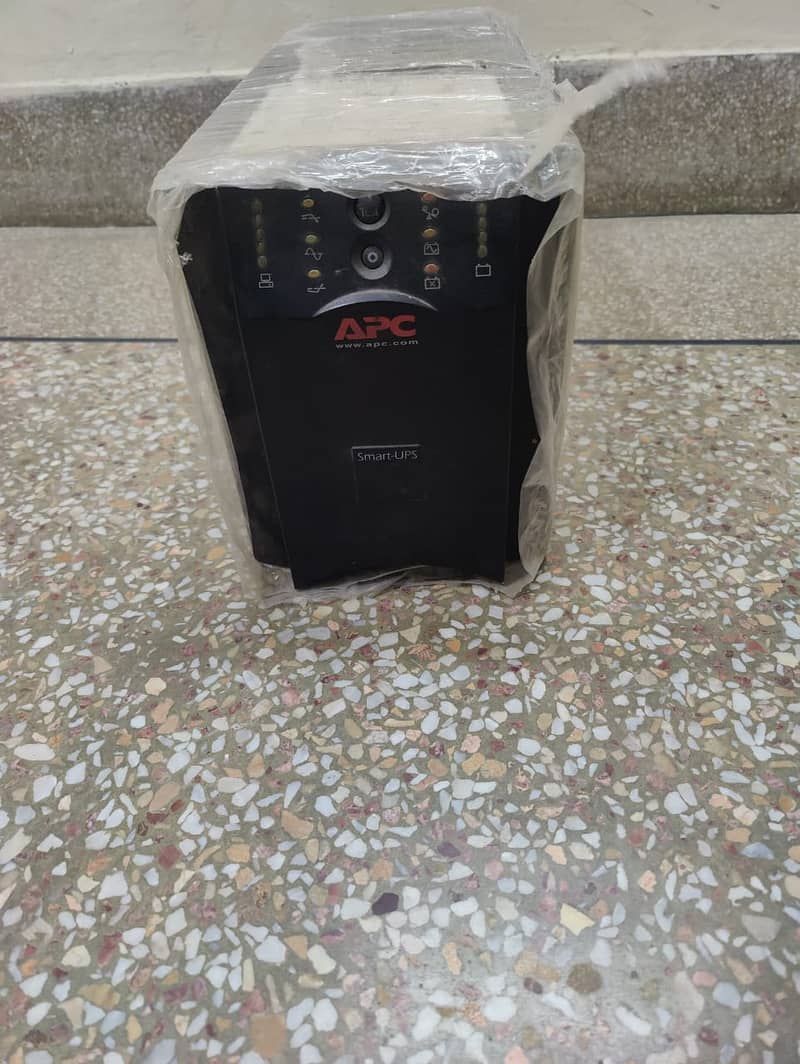 APC Smart UPS working for sale very clean condition 03207457436 1