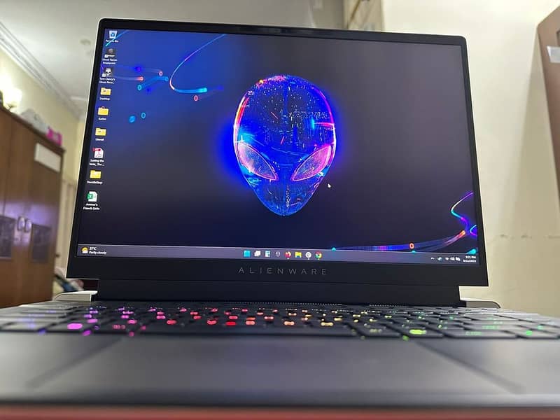 Dell Alienware X16 - R1 (2023) for 10 lacs only | New is of 13 lacs 5