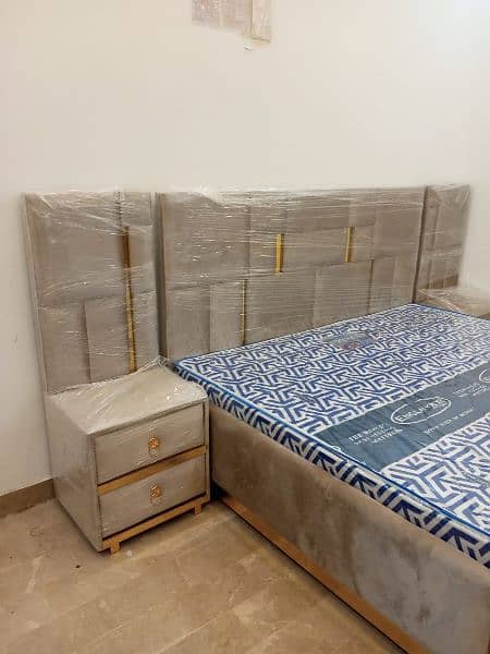 bed with 2 side tables & dressing 03002280913 16