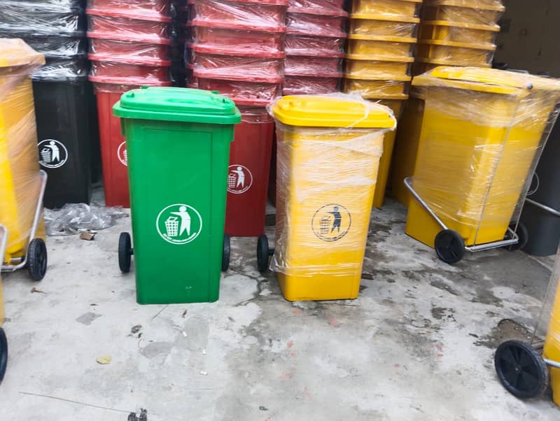 240 liter’s dustbin with Center pedal / Garbage Bin /Trashcan/Trashbin 2