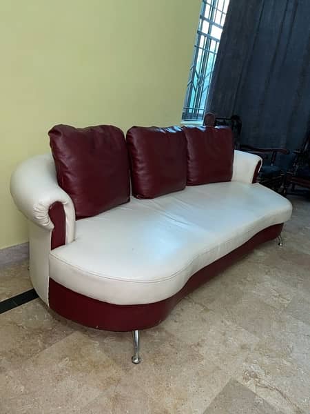 Leather Sofa Set 5 Seater good Condition 3