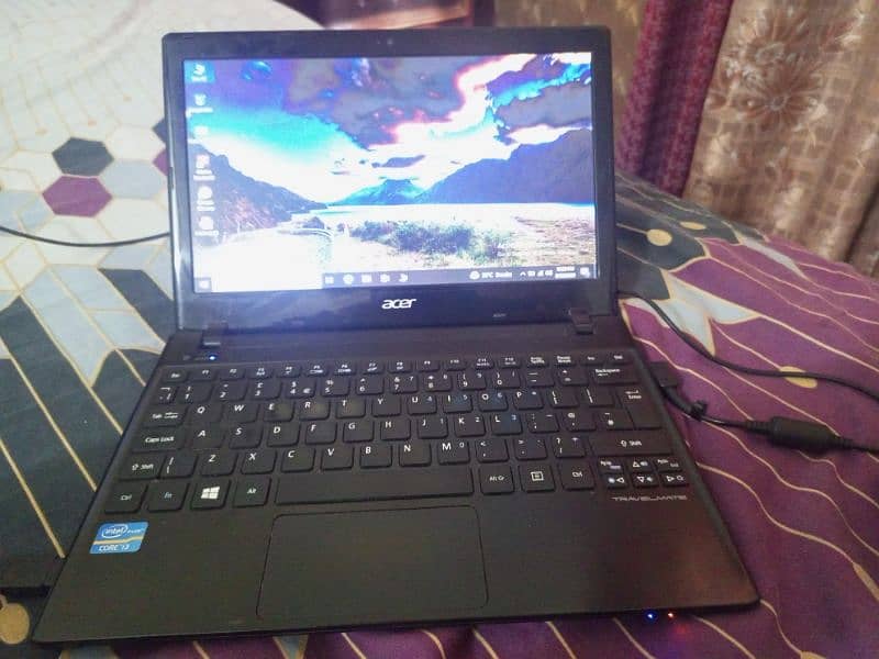 Acer laptop i3 3rd gen, 4gb ram, 500gb hard 1