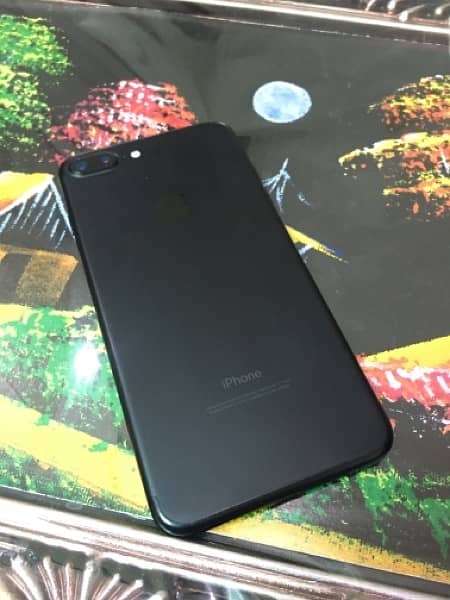 Iphone 7 plus Matte black 128 gb pta Approved 1