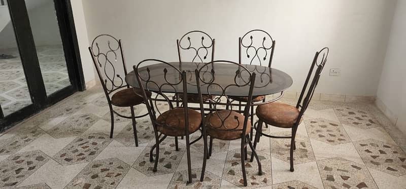 Metallic Dining-Table set. Glass top. With 6 Metallic Chairs. 0