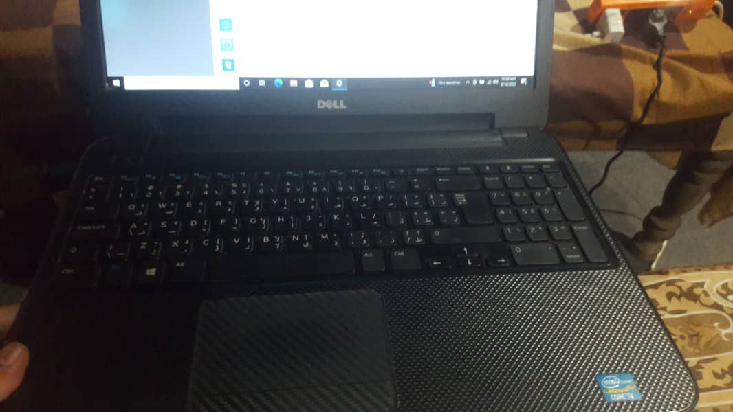 Laptop Dell core i3 3rd generation 3
