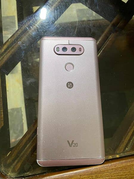 LG v20 4-64 parts available for sale like camera's 0