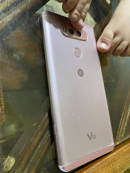 LG v20 4-64 parts available for sale like camera's 3