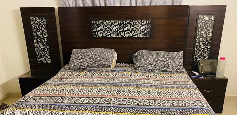 bed set for sale without Mattress 3