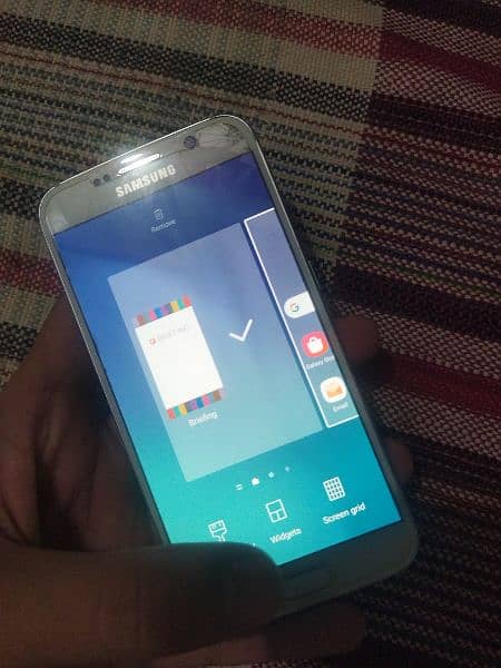 Samsung s6 white colour 9 by 10 condition 4