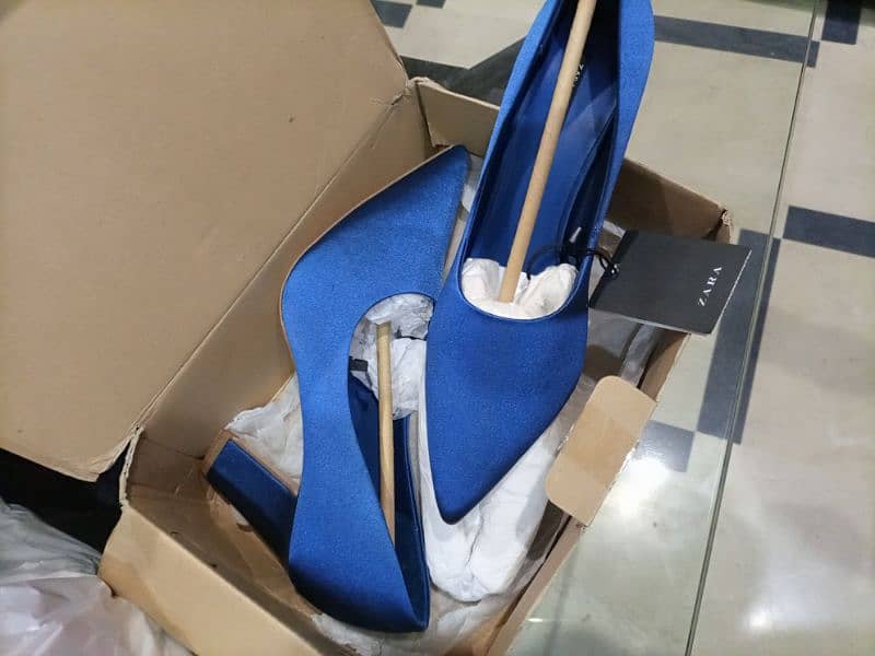 Zara's basic heels. 38 size 0