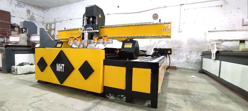 CNC Wood Router +With 4Axis Machine very Cheap Price All Sizes Availa 9