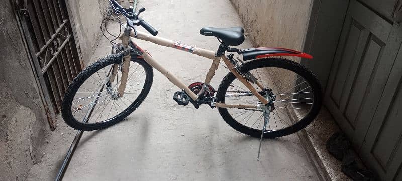 Giant 26 Inch Cycle ( price Slightly Negotiable) 0