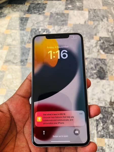iPhone 11 pro max  pta approved 64 gb 5