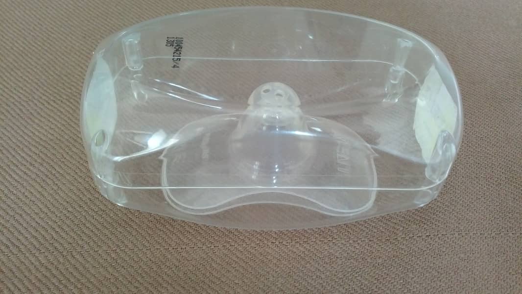 Philips Avent Nipple Shield Protectors for Baby Feeding 3