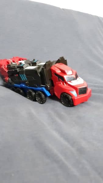 Transformers Robots and disguise Optimus Prime Action figure 2