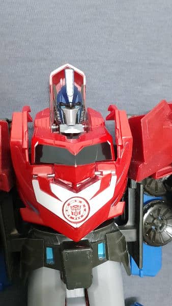 Transformers Robots and disguise Optimus Prime Action figure 4