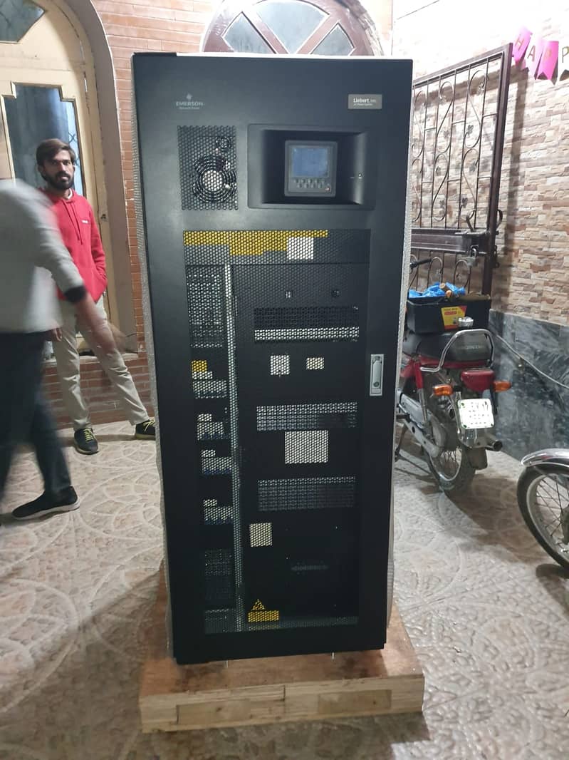 Apc Upc 1kva/2kva/3kva/5kva/6kva/8kva/10kva 4