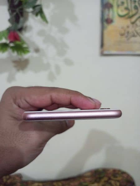 iPhone 6s plus 4