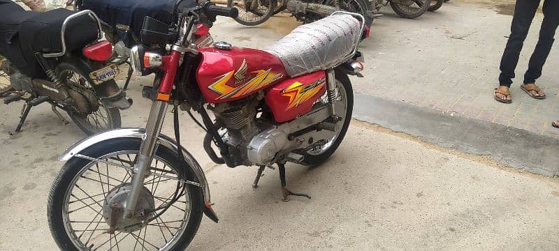 Honda 125 Red 2021 urgent sell 0