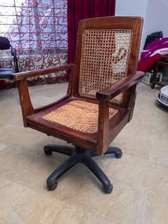 High Quality comefortable wooden office chair