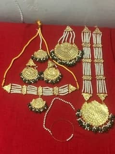 Jewellry  set for sale 0