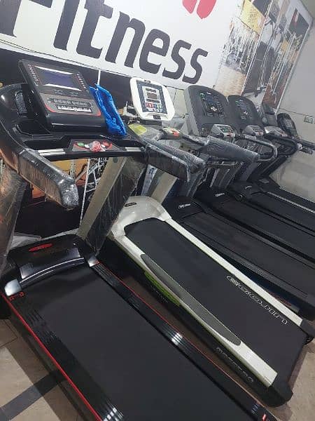 Treadmills/ Running Machine 0321/18/22/576 6