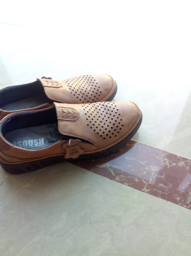 Medicated shoes with carpet slipper free. . . . imported 1