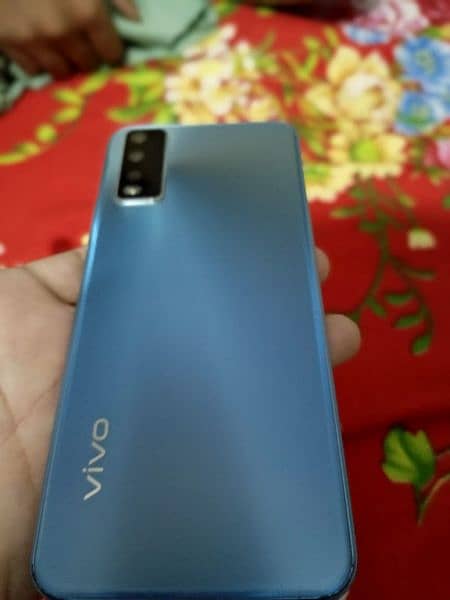 vivo y20s also box and charger ha 1