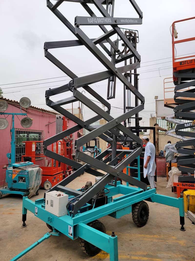 DFLIFT 13 Meter Aerial Platform Lift Scissor Lift Man Lift for Sale 18