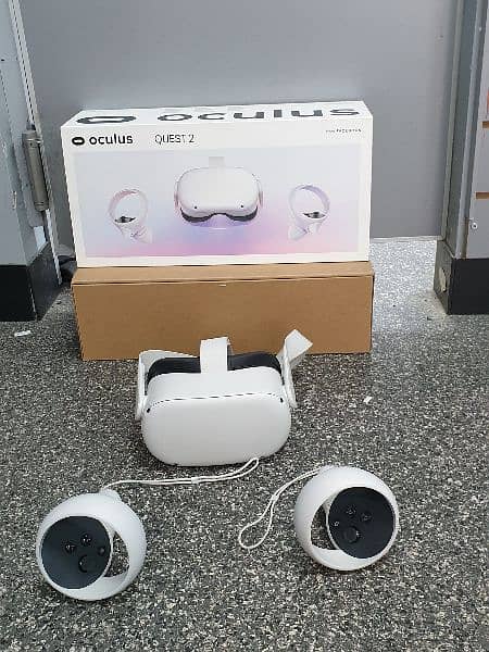 oculus quest 2 meta quest 2 (128 GB) With Extra accessories. 7
