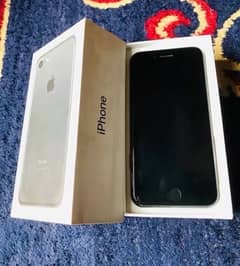iPhone 7  128 gb PTA Approved with box (03124977556 )