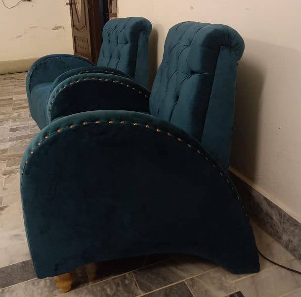 2 single seat sofa 8