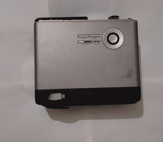 urgent sell Acer multimedia projector 0