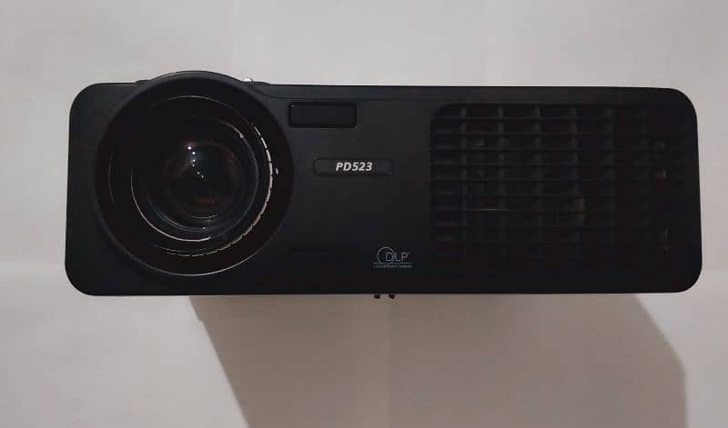 urgent sell Acer multimedia projector 1