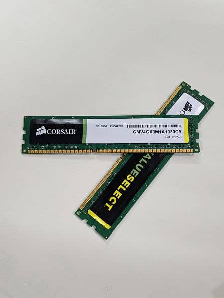 Corsair 8GB (4x2) DDR3 RAM (PC Memory) (Computer Parts) 0