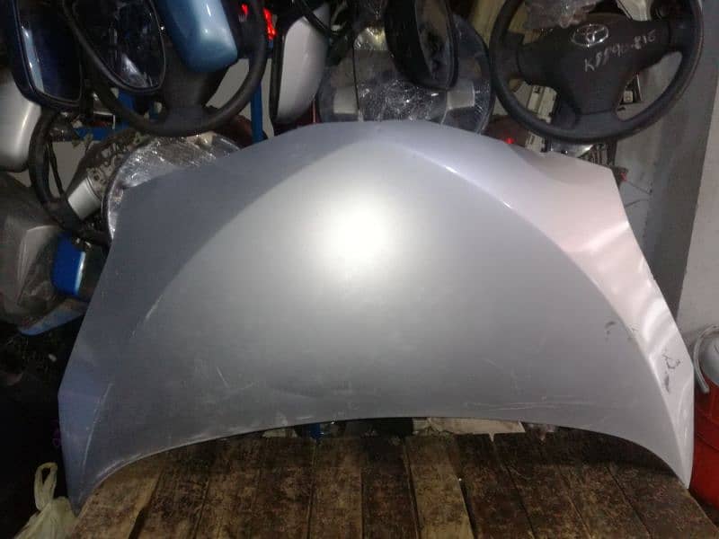 Toyota Ractis Silver Bonnet - Pearl White Bonnet for Toyota Ractis 1