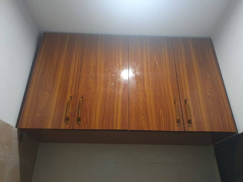 All Kind Of Wood Work Available Here
with good price, poory Karachi Me 1