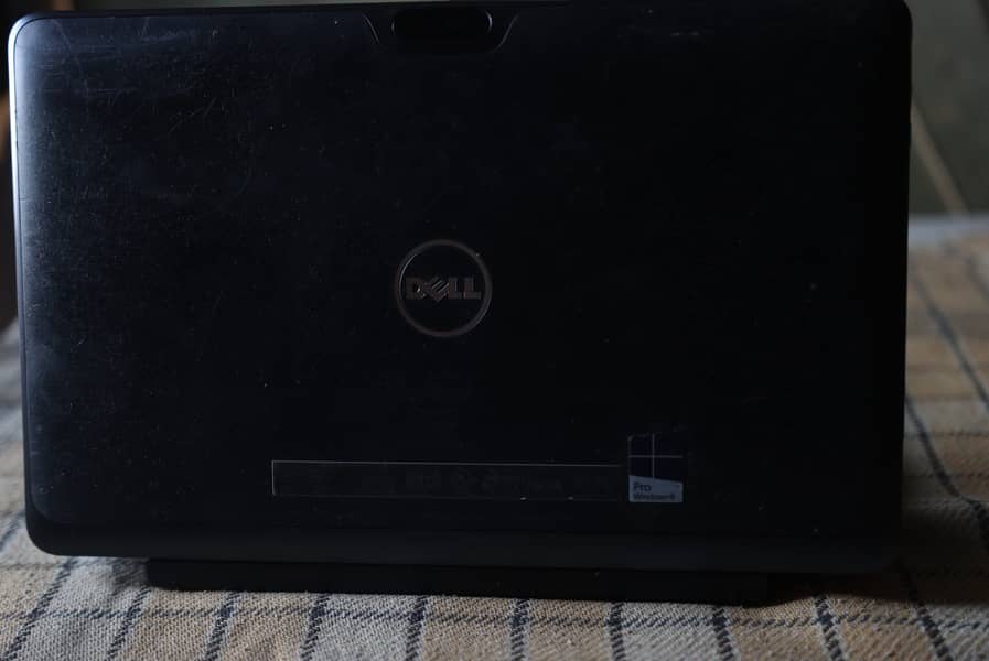 Dell Venue 11 Pro Touch and Type Laptop 8GB,256 M2 SSD Core i5 5th Gen 14