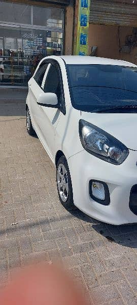 KIA PICANTO AUTO 1000 CC 13