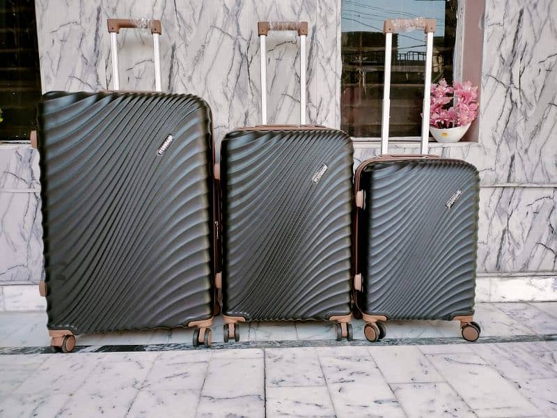 Travel Bags - Suitcase - Attachi - Fibers Bags - Safri Bags- 20+24+28) 5