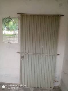 darwaza 2 adada 3 foot lohy ka boht sasta,chugaath samait