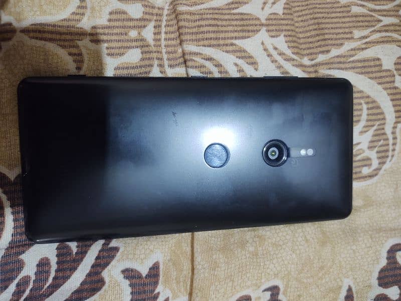 Sony XZ3 official PTA almost mint 2