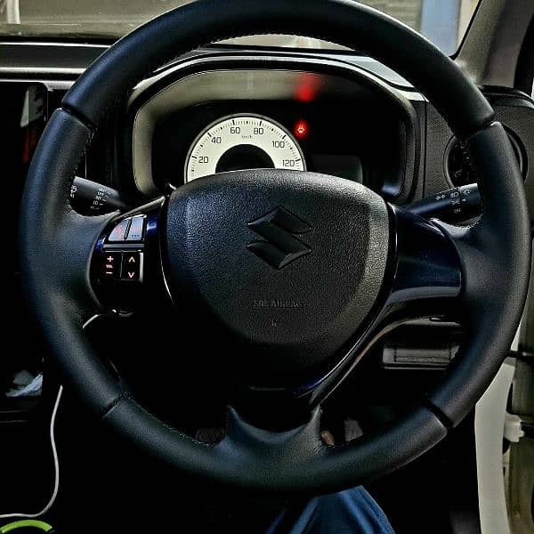 Suzuki Alto multimedia steering buttons (Black) 1