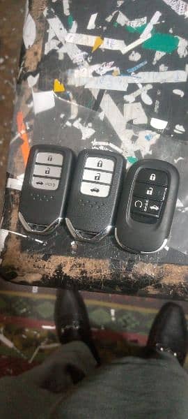 Mercedes Benz infrared remote key in faisalabad 3