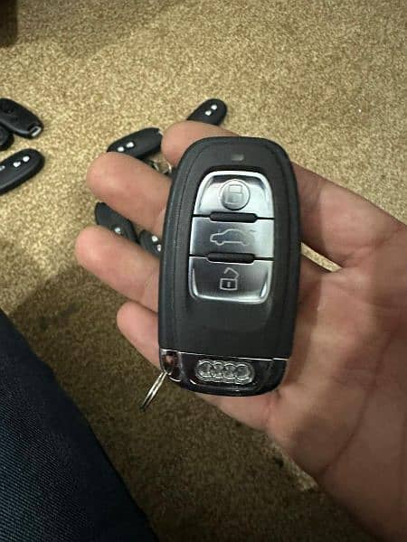 Mercedes Benz infrared remote key in faisalabad 15