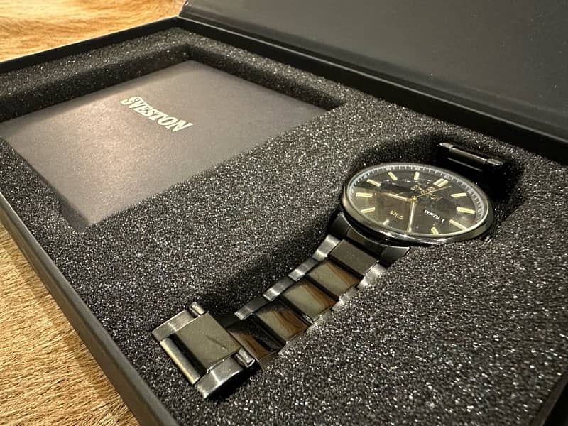 Sveston Brio SV-7452 Wrist Watch 1