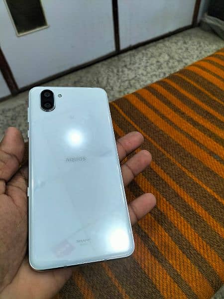 Sharp Aquos R3 (6GB/128GB) - Mobile Phones - 1079059187